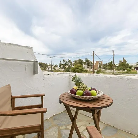 מלון Casa Di Naxos 3*